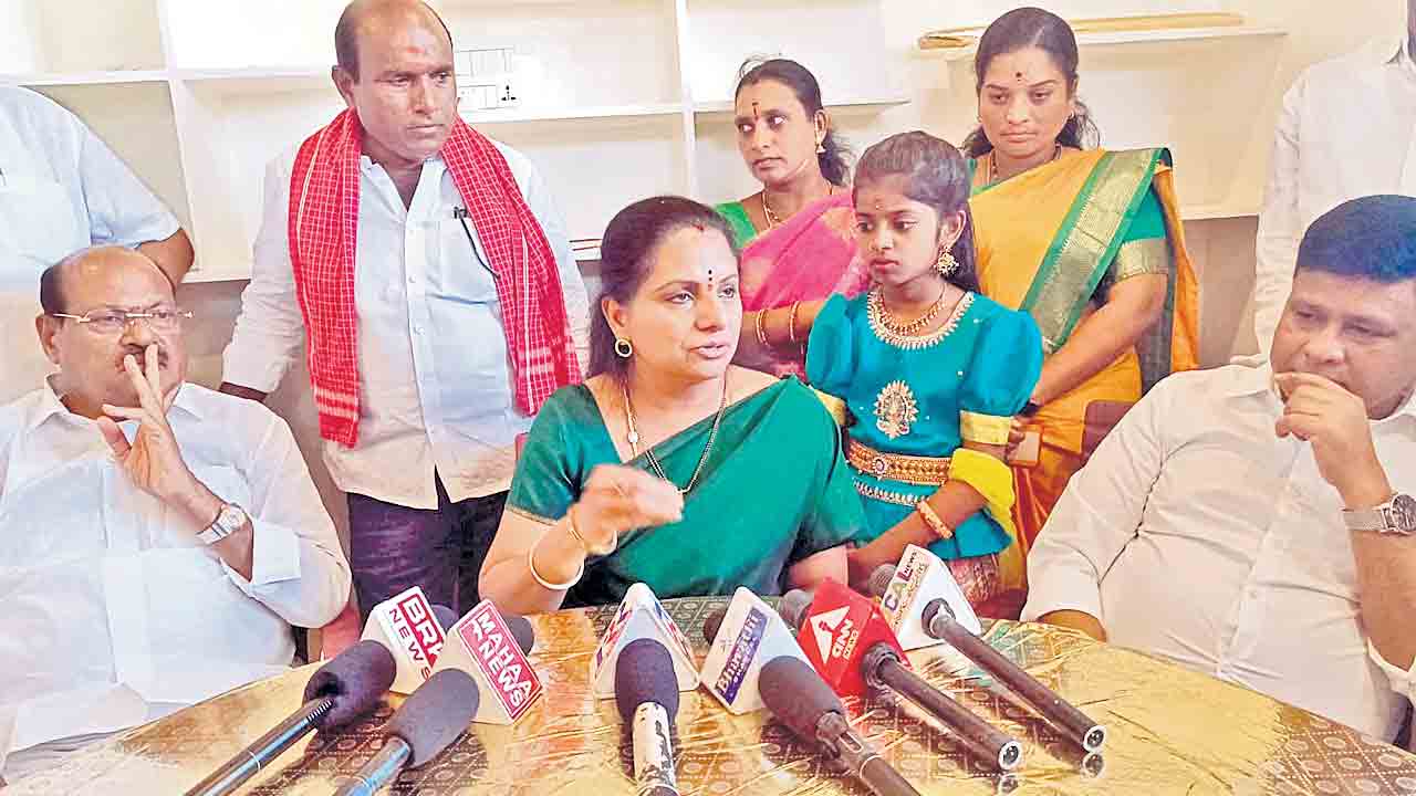 అబద్ధం అద్దం ముందుంటే.. అది రేవంత్
