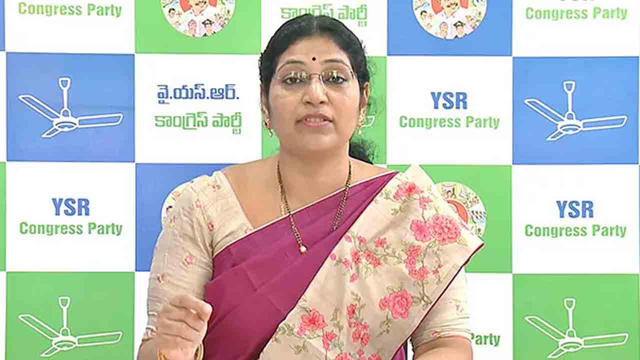 MLC Varudu Kalyani | చంద్రబాబు అన్ని వర్గాలకు మోసం : వైసీపీ ఎమ్మెల్సీ వరుదు కళ్యాణి