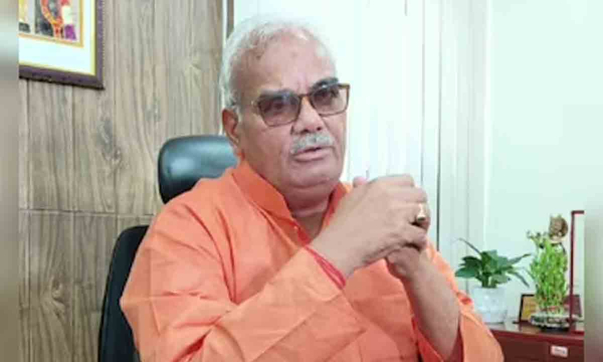 Love Affair | కోటాలో విద్యార్థుల ఆత్మహత్యలు లవ్‌ అఫైర్స్‌ వల్లేనట.. విద్యా మంత్రి వివాదాస్పద వ్యాఖ్యలు