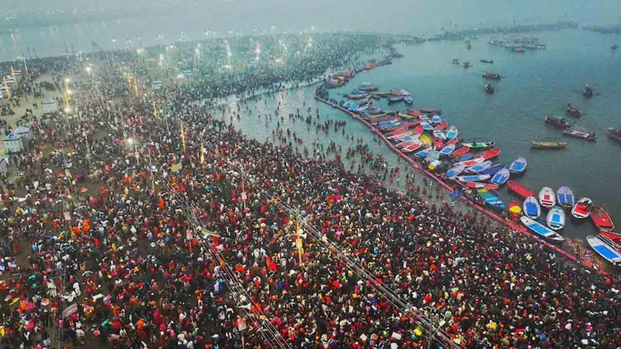 Maha Kumbh Mela | మహా కుంభమేళాకు వెళ్లే వారికి గుడ్‌న్యూస్‌.. ఆర్టీసీ ప్రత్యేక బస్సుల వివరాలివీ!