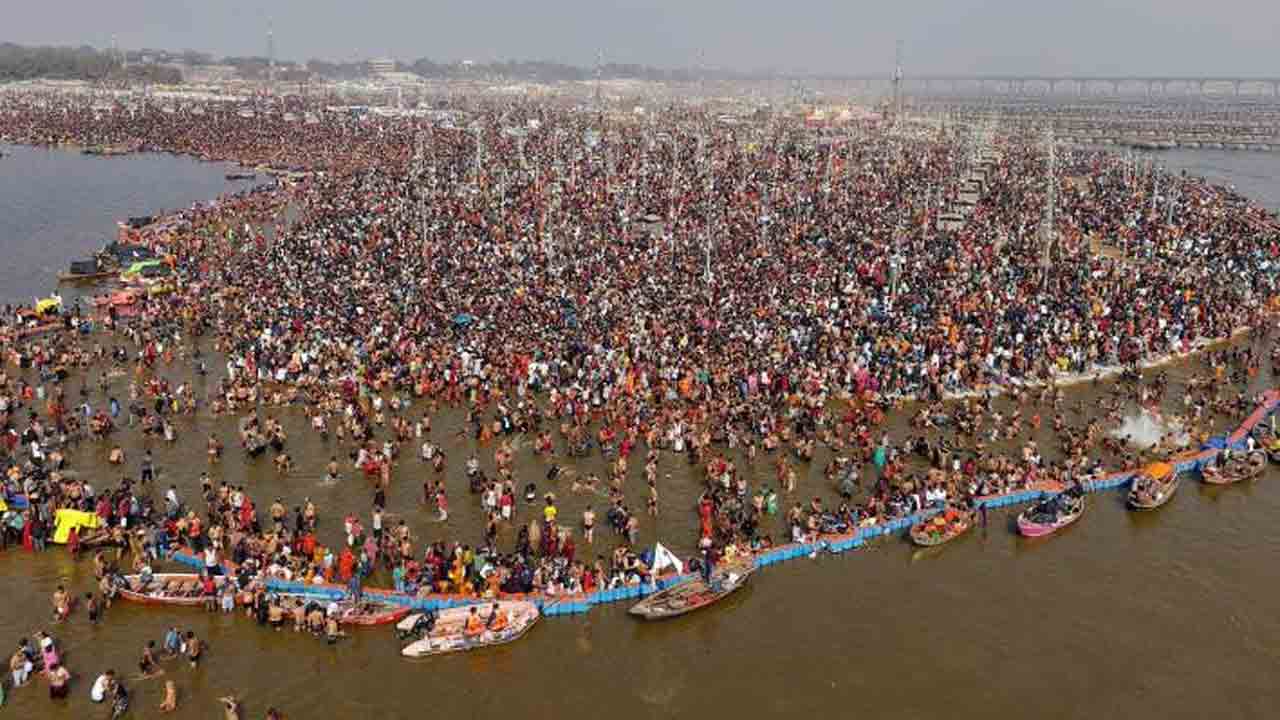 Maha Kumbh Mela | మహాకుంభమేళా.. 18 రోజుల్లో 27 కోట్ల మంది పుణ్యస్నానాలు