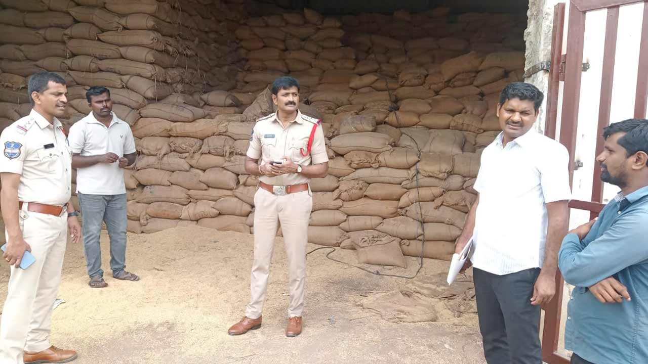 సీఎంఆర్‌ పేరిట అక్రమ దందా మిల్లర్ల మాయ