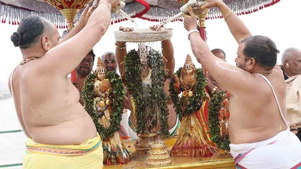 Mahakumbamela 10