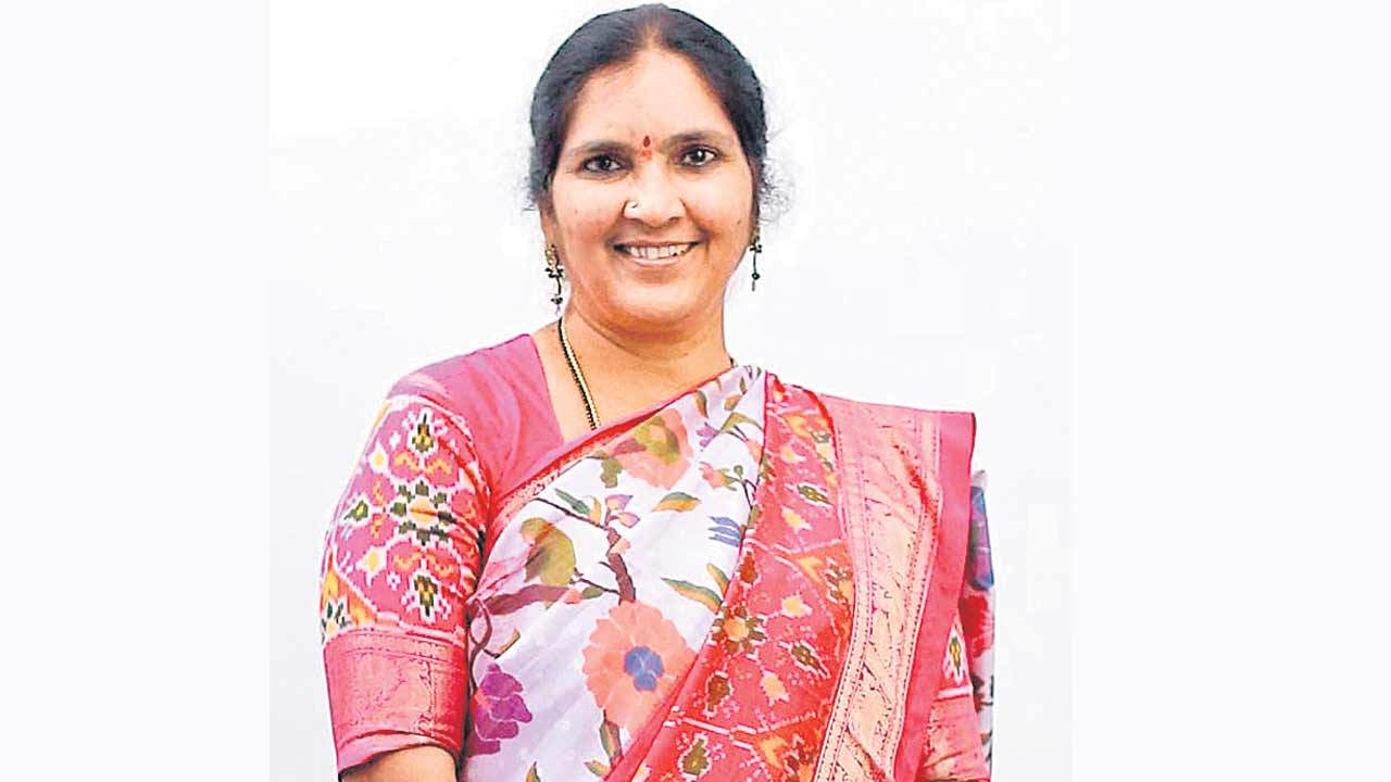 ప్రశ్నిస్తే దాడులా..?