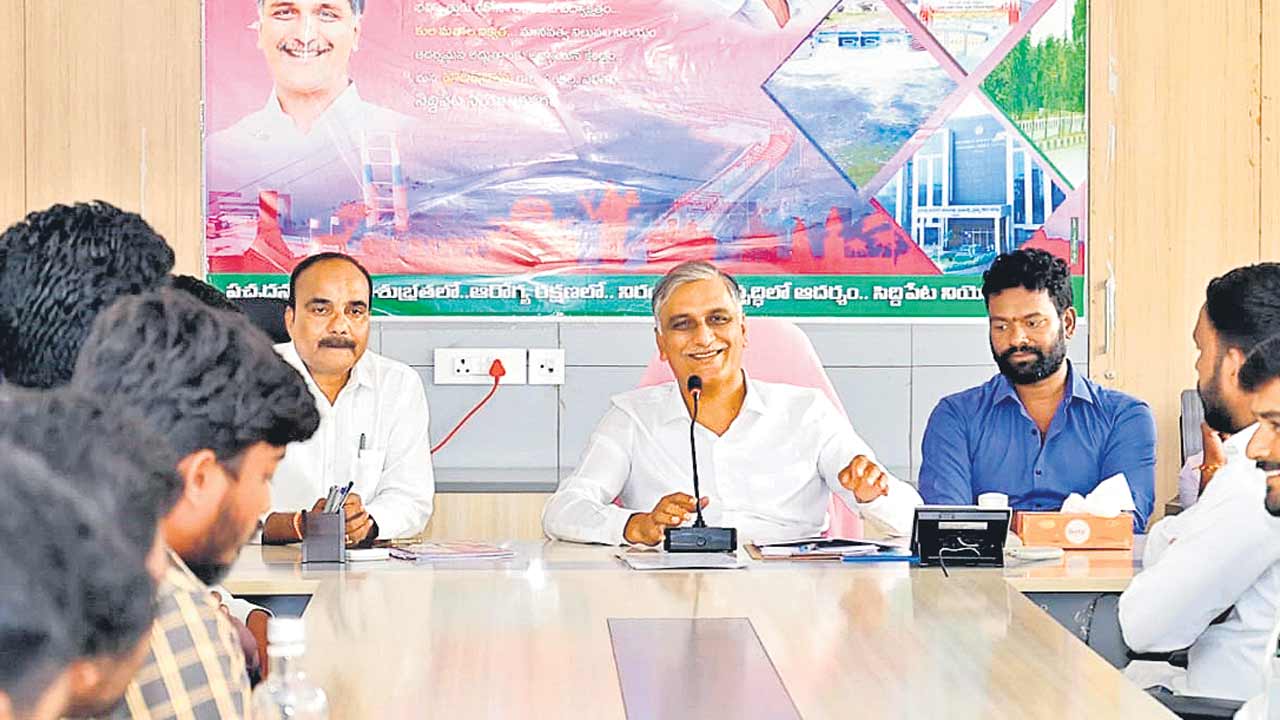 కాంగ్రెస్‌ మోసాలను ఎండగట్టాలి