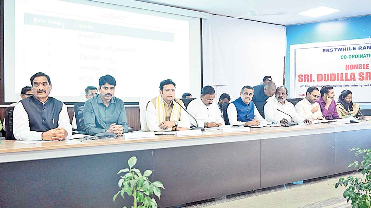 లబ్ధిదారుల ఎంపిక పారదర్శకంగా జరగాలి