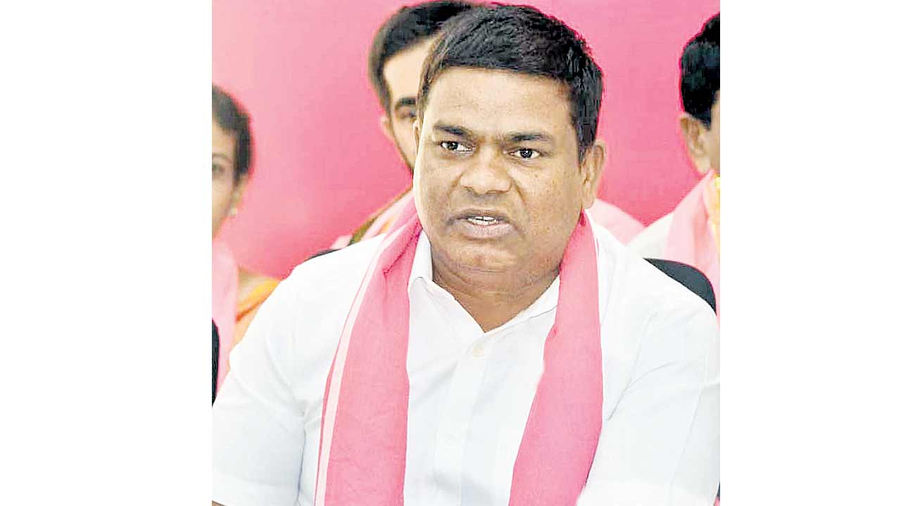 రేవంత్‌ వరెస్ట్‌ పాలనలో అరెస్ట్‌ల పర్వం