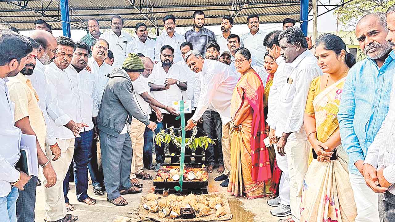 రైతులను నిండా ముంచిన కాంగ్రెస్‌