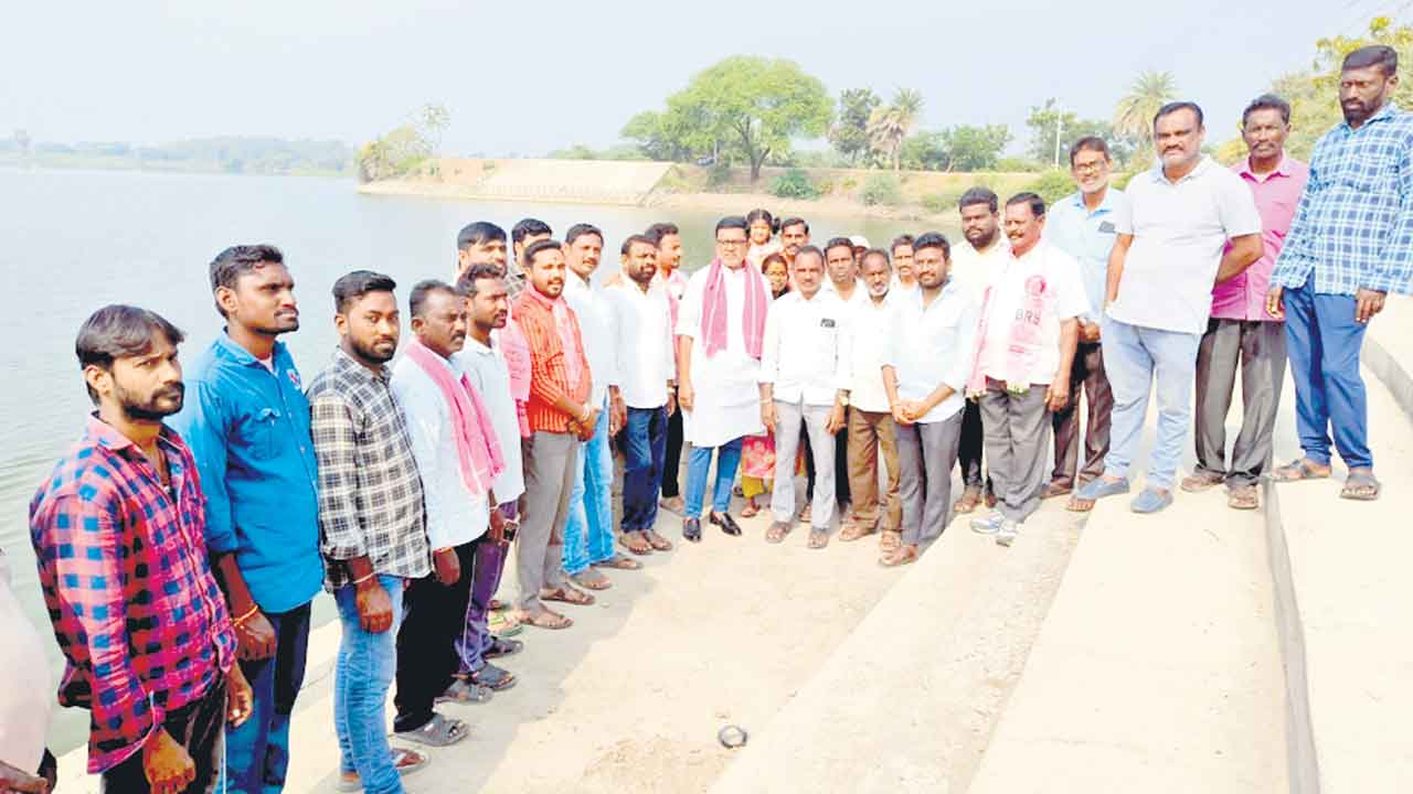 నీటి విధానంపై మంత్రి స్పష్టత ఇవ్వాలి