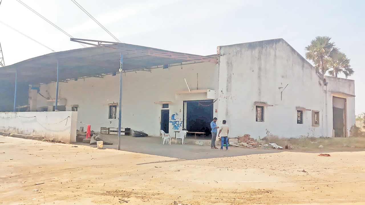 యథేచ్చగా దందా..