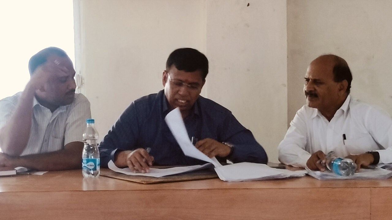 Ramayampet | లెక్కల్లో తేడాలొస్తే సహించం : డీఆర్డీవో శ్రీనివాసరావు