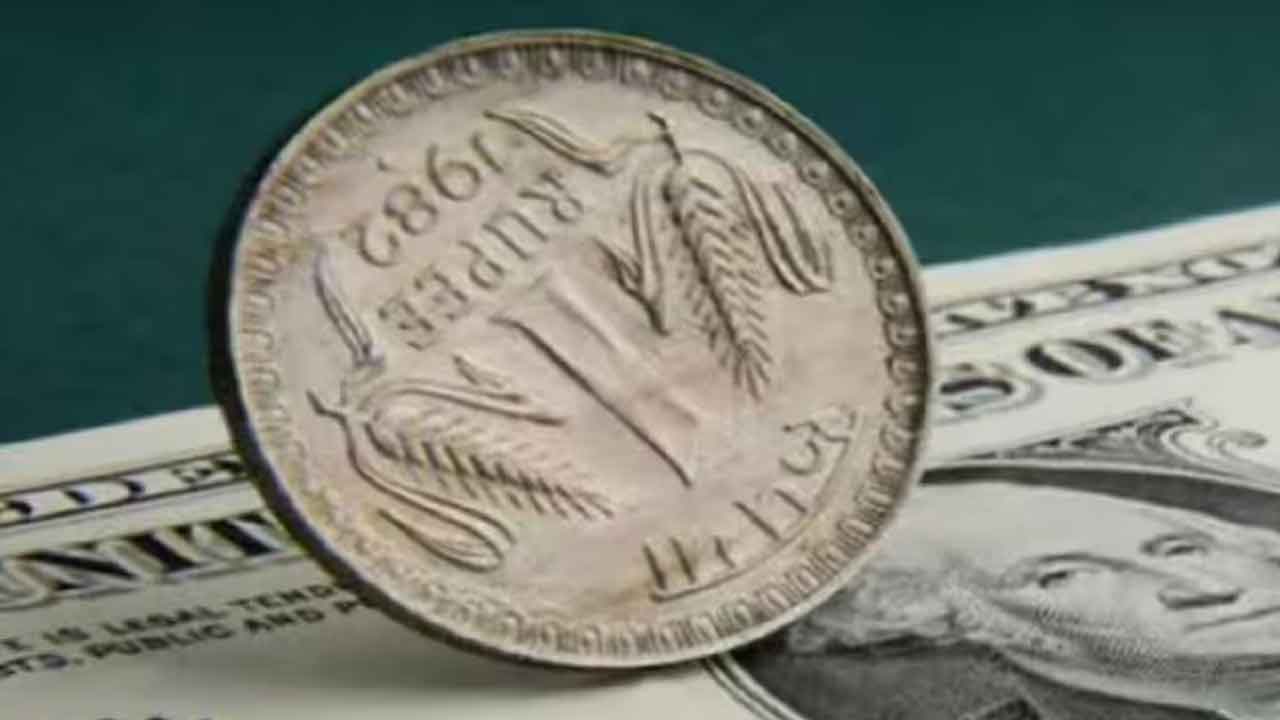 మోదీ హయాంలోనే రూపాయి ఎక్కువగా కుదేలు!