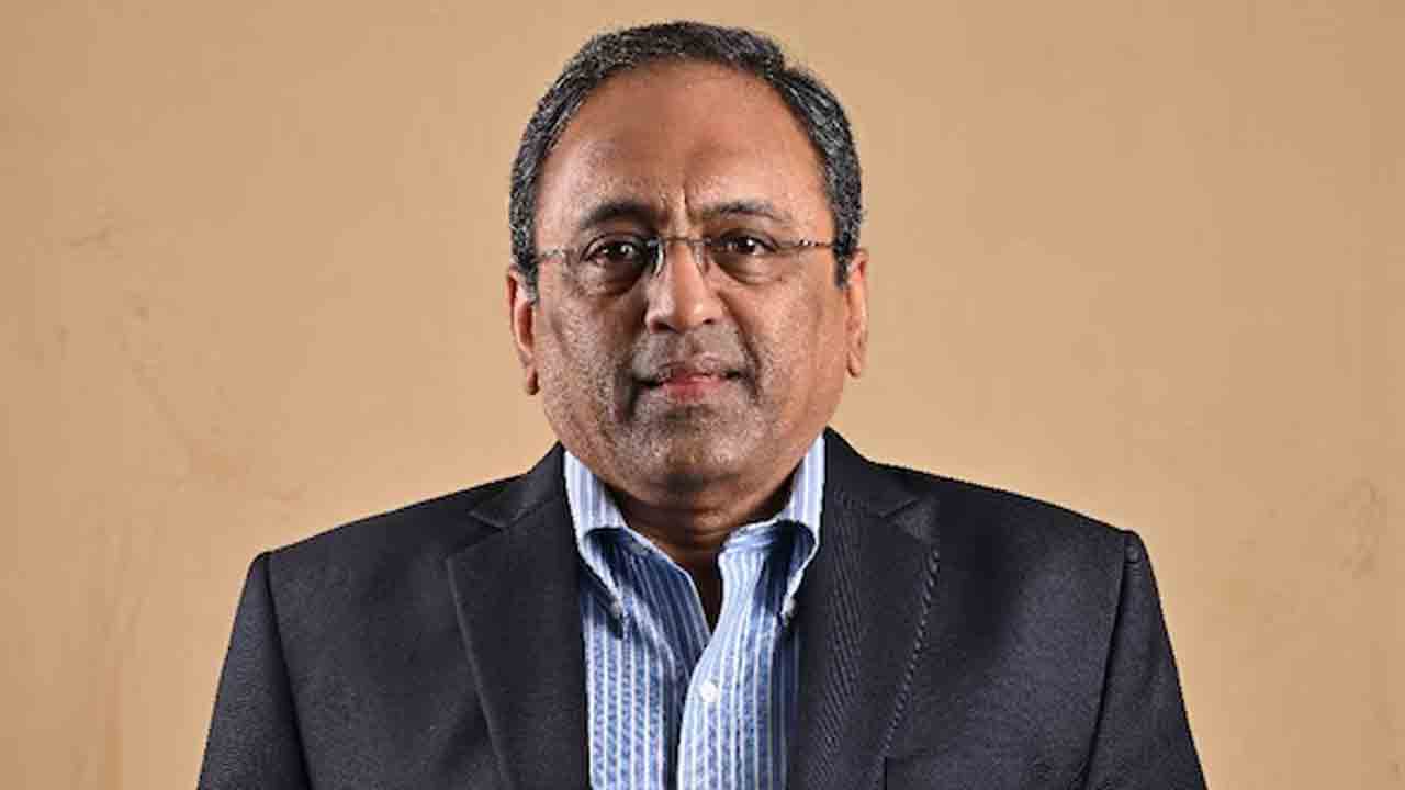 90 hour work week | ఎంతసేపు భార్యను చూస్తూ ఉండిపోతారు..? ఆదివారాలు కూడా పనిచేయండి : ఎల్‌ అండ్‌ టీ చైర్మన్‌