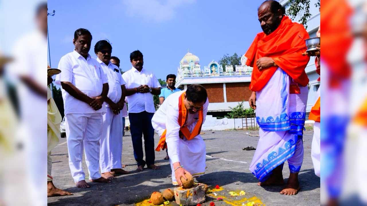 Srisailam | శ్రీ‌శైలంలో రోడ్డు విస్త‌ర‌ణ ప‌నులు ప్రారంభం