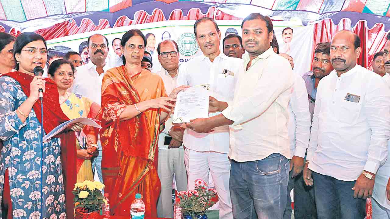 న్యాయం జరిగే వరకు నిలదీస్తా