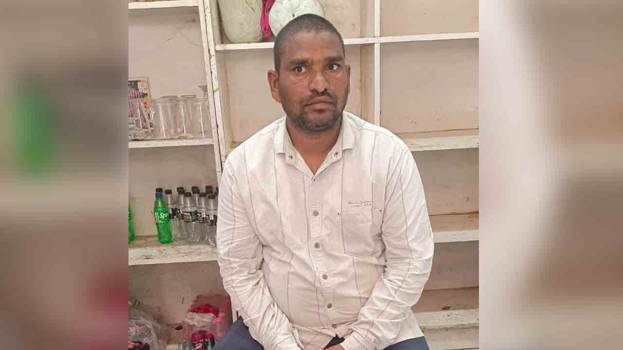 ఏసీబీ వలలో సత్తుపల్లి మున్సిపల్‌ వార్డు అధికారి