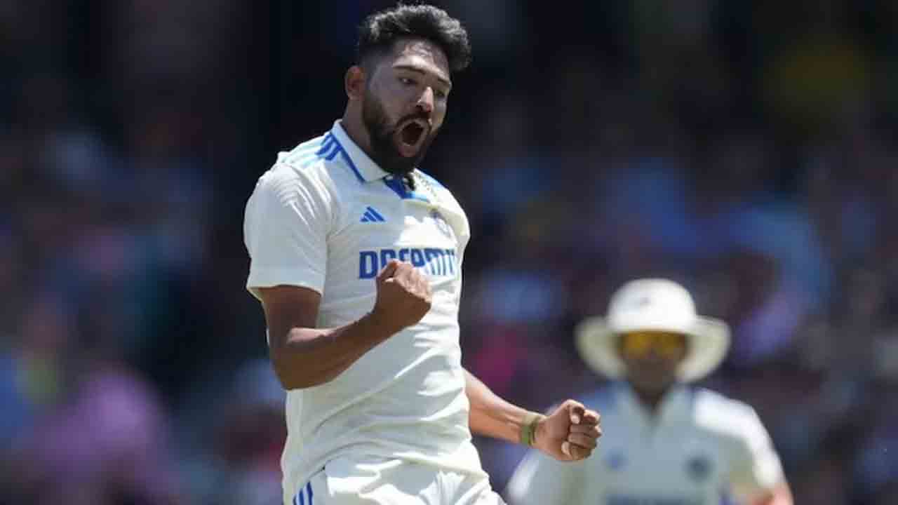 Mohammed Siraj | ఖవాజా ఔట్‌.. మహ్మద్‌ సిరాజ్‌కు ఫస్ట్‌ వికెట్‌.. ఆసీస్‌ 111/4