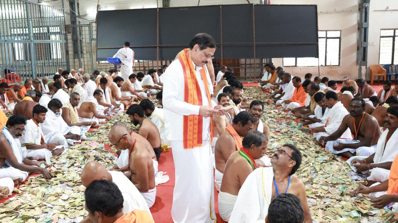 Srisailam Temple | శ్రీశైలం హుండీల లెక్కింపు.. 23 రోజుల్లో రూ.3.39కోట్ల ఆదాయం..!