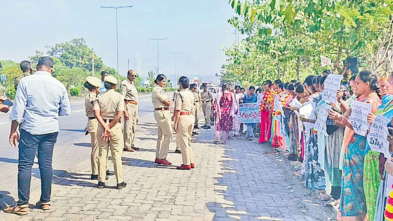 మంత్రి పొంగులేటికి నిరసన సెగ