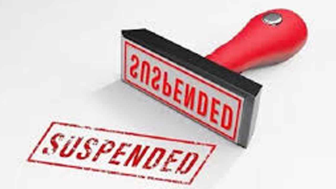 సెల్‌ఫోన్‌ విషయంలో విద్యార్థుల ఘర్షణ