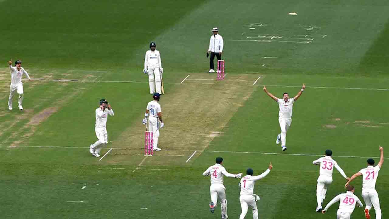 Sydney Test | 72 రన్స్కే 4 వికెట్లు.. ఇన్నింగ్స్ను చక్కదిద్దే పనిలో పంత్, జడేజా