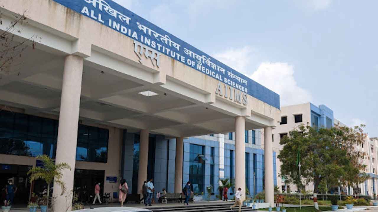 టెస్టింగ్‌ సెంటర్‌ తెలంగాణలోనే తొలి పరీక్ష కేంద్రం