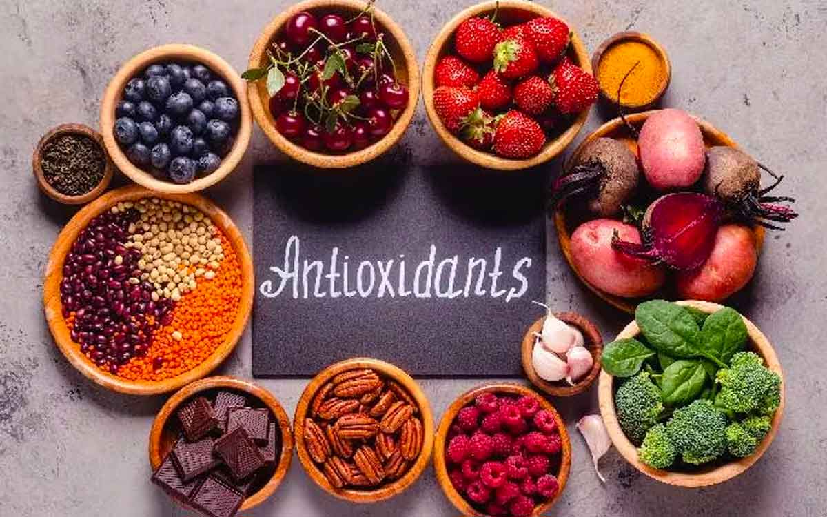 Anti Oxidants | మ‌న శ‌రీరానికి క్యాన్స‌ర్ రాకుండా చేస్తాయి ఇవి.. వీటిని పొందాలంటే తీసుకోవాల్సిన ఆహారాలు ఇవే..!