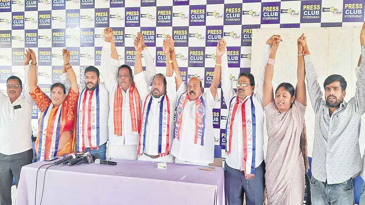 బీసీలకు ‘ఎమ్మెల్సీ’ ఇవ్వకుంటే కాంగ్రెస్‌ సమాధి