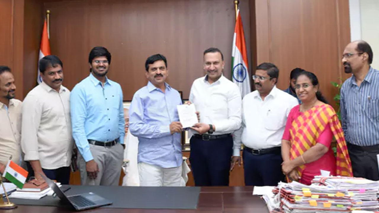 Bhu Bharati | భూ భార‌తికి గ‌వ‌ర్న‌ర్ ఆమోదం.. వీలైనంత త్వ‌ర‌గా చ‌ట్టాన్ని అమ‌లులోకి తెస్తాం : మంత్రి పొంగులేటి