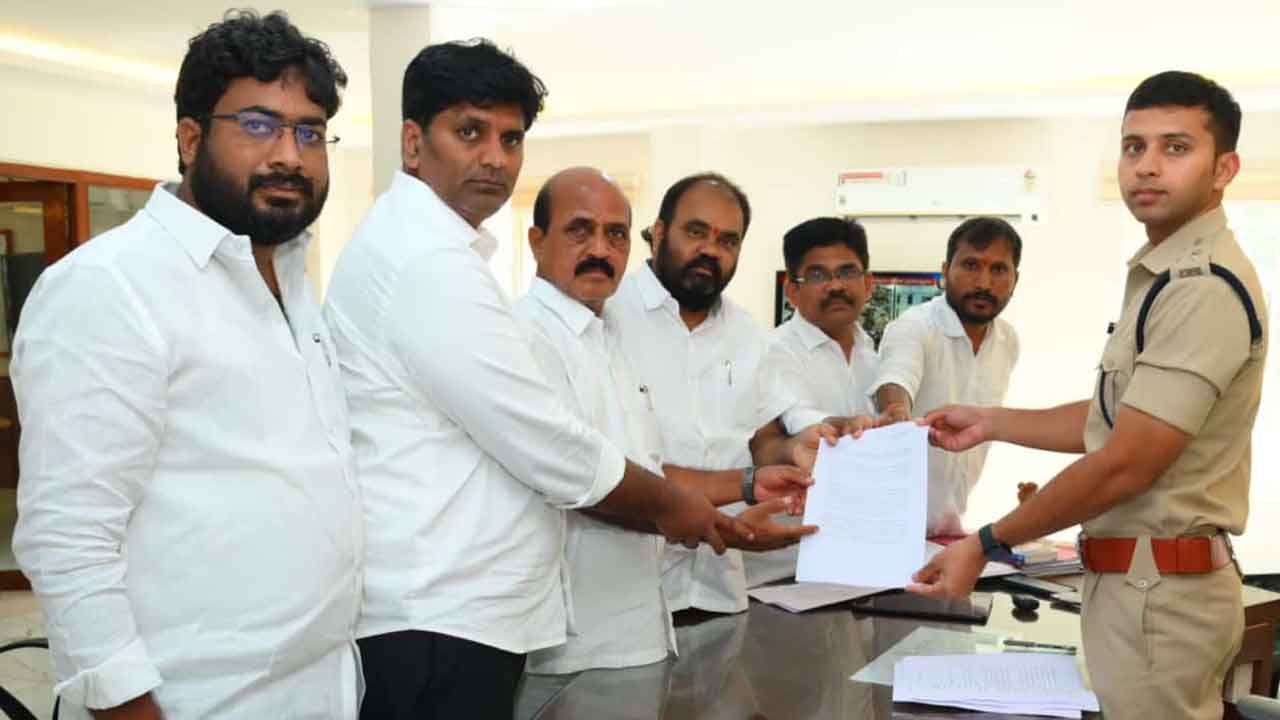 Bhupal reddy | కాంగ్రెస్‌ గుండాలపై చర్యలు తీసుకోవాలని ఎస్పీకి ఫిర్యాదు చేసిన కంచర్ల భూపాల్ రెడ్డి