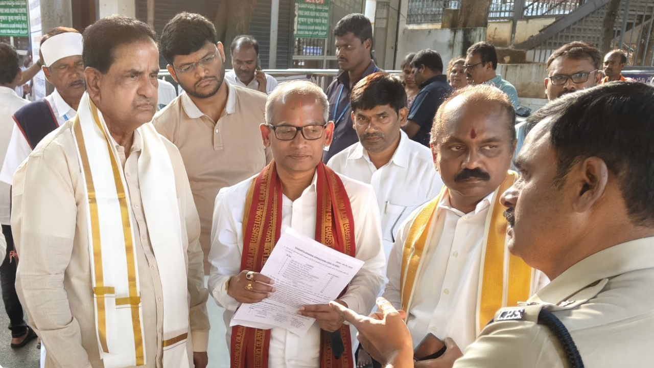 Tirumala | వైకుంఠ ఏకాదశి వేళ భక్తులకు టీటీడీ చైర్మన్‌ కీలక సూచనలు