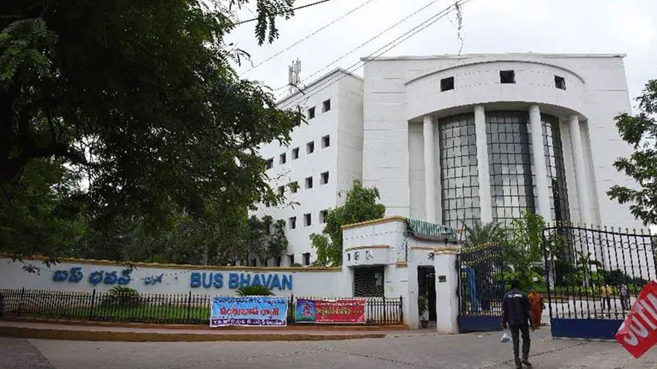 TGSRTC | ఫిబ్ర‌వ‌రి 9 నుంచి ఆర్టీసీ స‌మ్మె..! ఎండీ స‌జ్జ‌నార్‌కు నోటీసులు