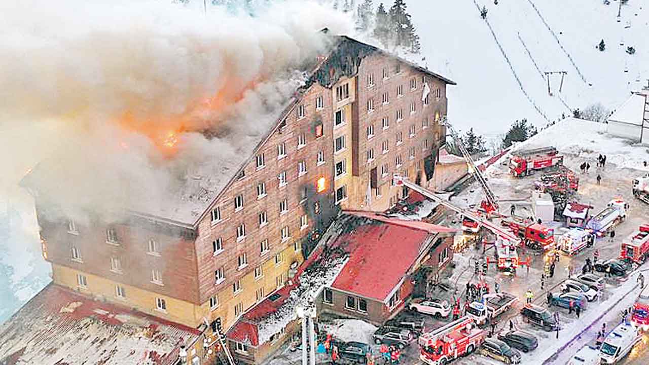 తుర్కియేలో అగ్నిప్రమాదం.. 66 మంది మృత్యువాత
