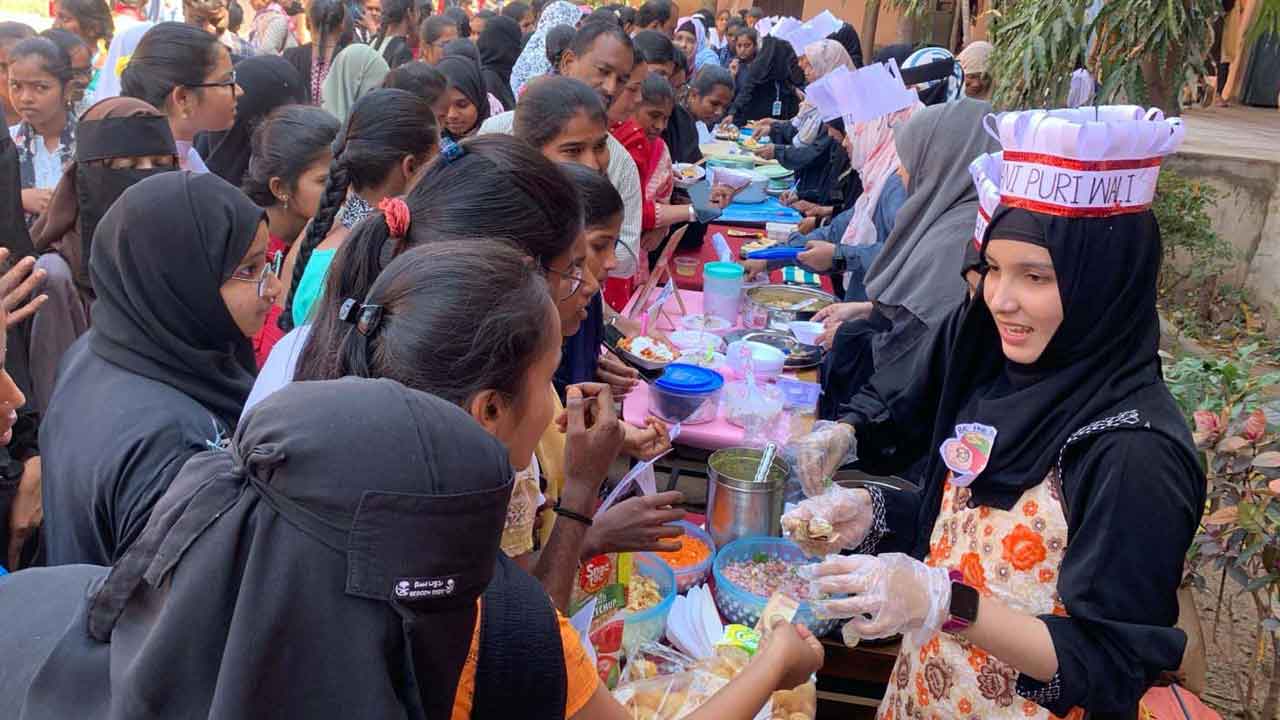 భిన్నరుచుల సమ్మేళనంతో ‘ఫుడ్‌ ఫెస్టివల్‌’