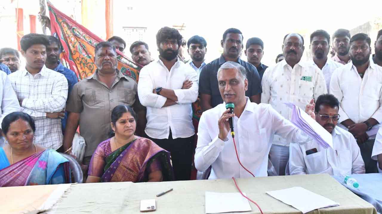 Harish Rao | దమ్ముంటే రేవంత్ రెడ్డి గ్రామ సభలకు రావాలి.. సీఎంకు హరీశ్‌ రావు సవాల్‌