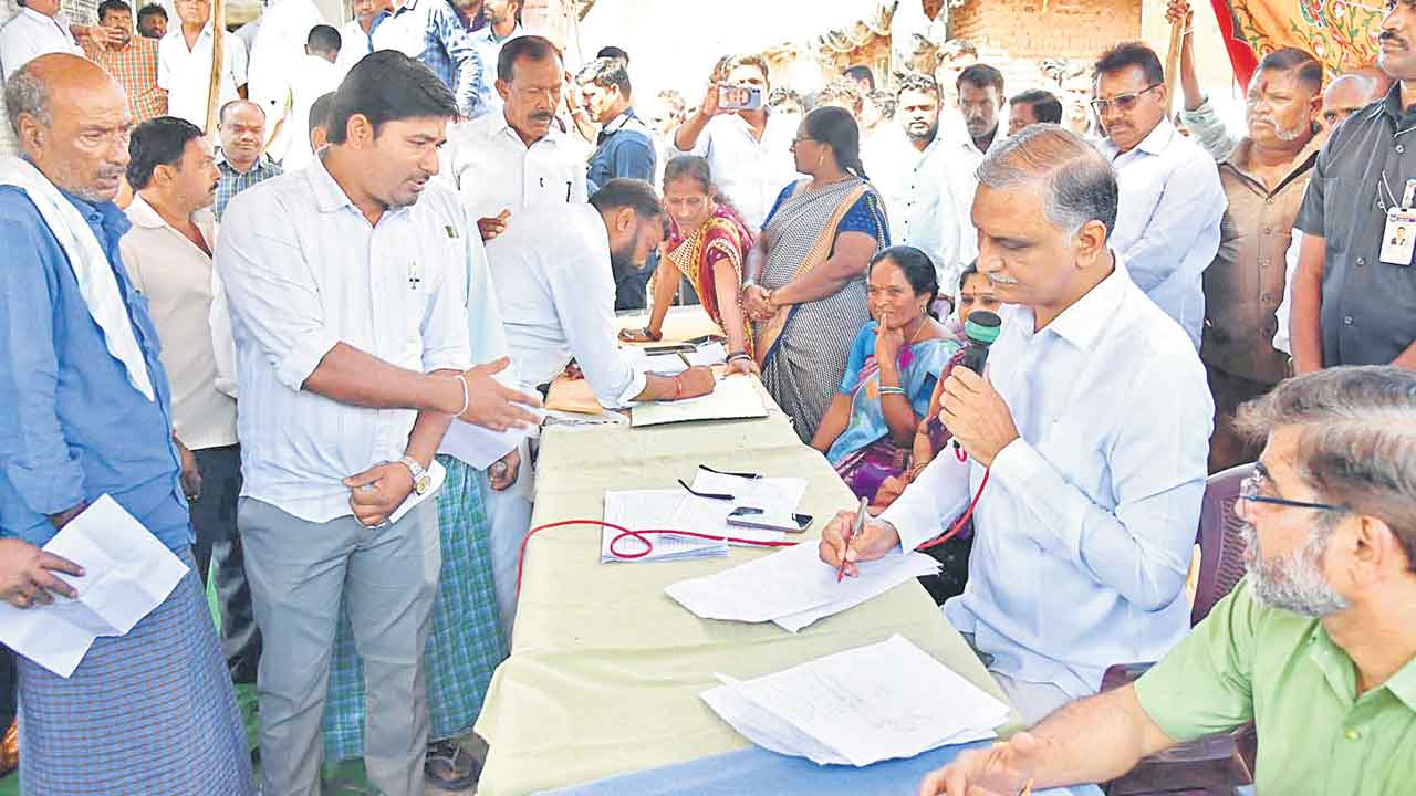 ప్రజాగ్రహం.. రెండోరోజూ గ్రామసభల్లో లొల్లిలొల్లి..