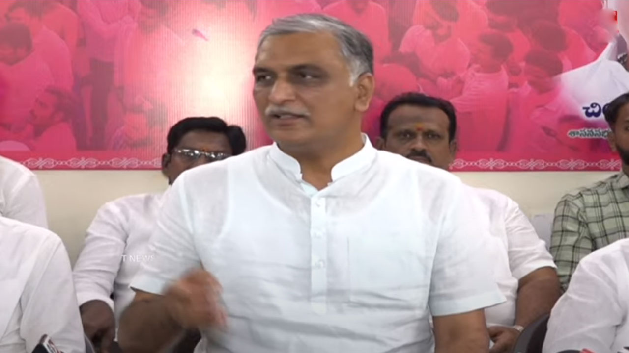 Harish Rao | ఎన్నిక‌ల్లో డ‌మ్మీ హామీలిచ్చిన‌ట్టు.. ఏమైనా డ‌మ్మీ చెక్ ఇచ్చావా..? సీఎం రేవంత్‌ను నిల‌దీసిన హ‌రీశ్‌రావు
