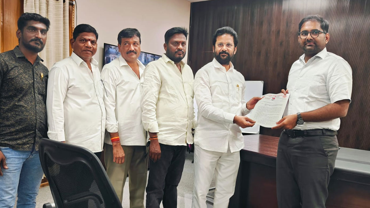 Korukanti Chandar | ఎన్టీపీసీ స్టేజ్ -2 ప్లాంట్లో స్థానికులకే ఉద్యోగావకాశాలు కల్పించాలి : కోరుకంటి చందర్