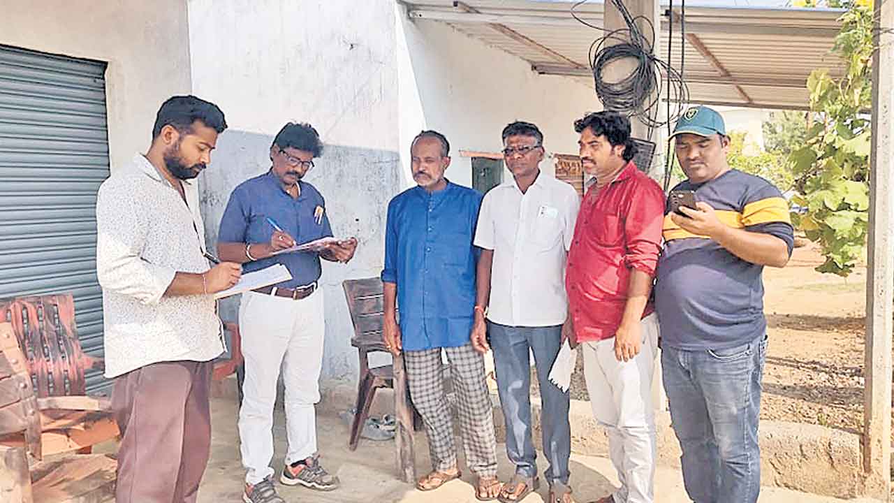 Ration Cards | గ్రామసభకు ముందే అర్హులను తేల్చేశారు.. గందరగోళంగా కొత్త రేషన్‌కార్డుల జారీ ప్రక్రియ!