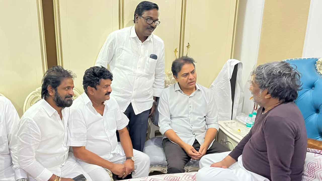 KTR | ప‌ద్మారావు గౌడ్‌ను పరామర్శించిన కేటీఆర్‌