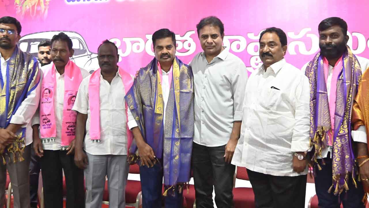 రాష్ర్టానికే ఆదర్శం సత్తుపల్లి మున్సిపాలిటీ