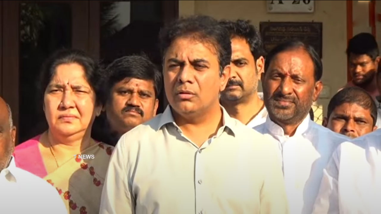 KTR | నేడు టెంట్ల‌ను కూల‌గొట్టిన‌ట్టే.. రేపు ఏదో ద‌శ‌లో ఈ ప్ర‌భుత్వాన్ని తిర‌స్క‌రిస్తారు : కేటీఆర్