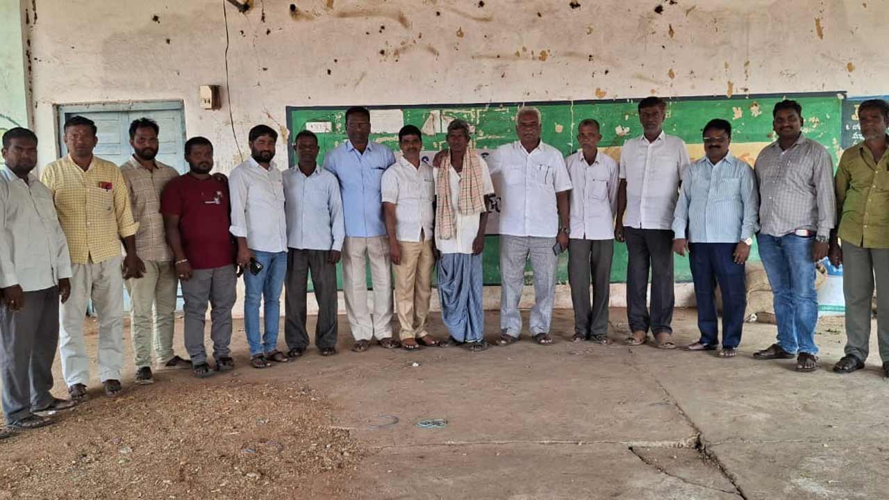 కుంటిసాకులుమాని రాజీనామా చేయండి