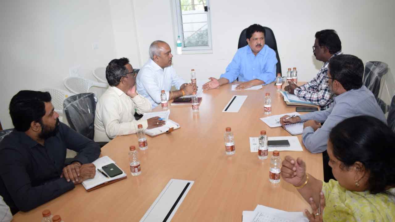 MLA Madhavaram | వేసవిలో తాగునీటి సమస్యలు తలెత్తకుండా చూడాలి : ఎమ్మెల్యే మాధవరం