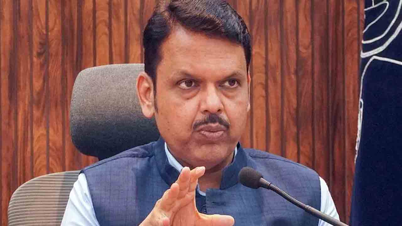 లక్ష కోట్ల బిల్లులు పెండింగ్‌