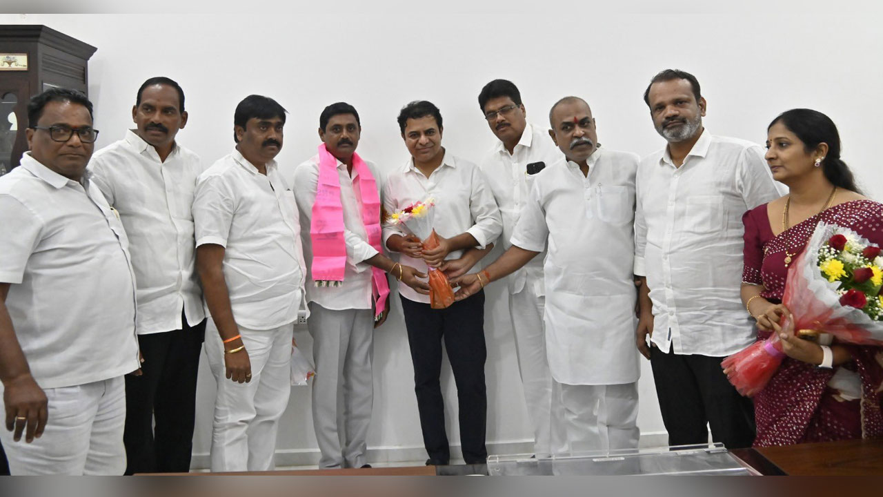 BRS Party | నిర్మ‌ల్ నియోజ‌క‌వ‌ర్గంలో బీజేపీకి షాక్.. బీఆర్ఎస్‌లో చేరిన మ‌హేశ్ రెడ్డి