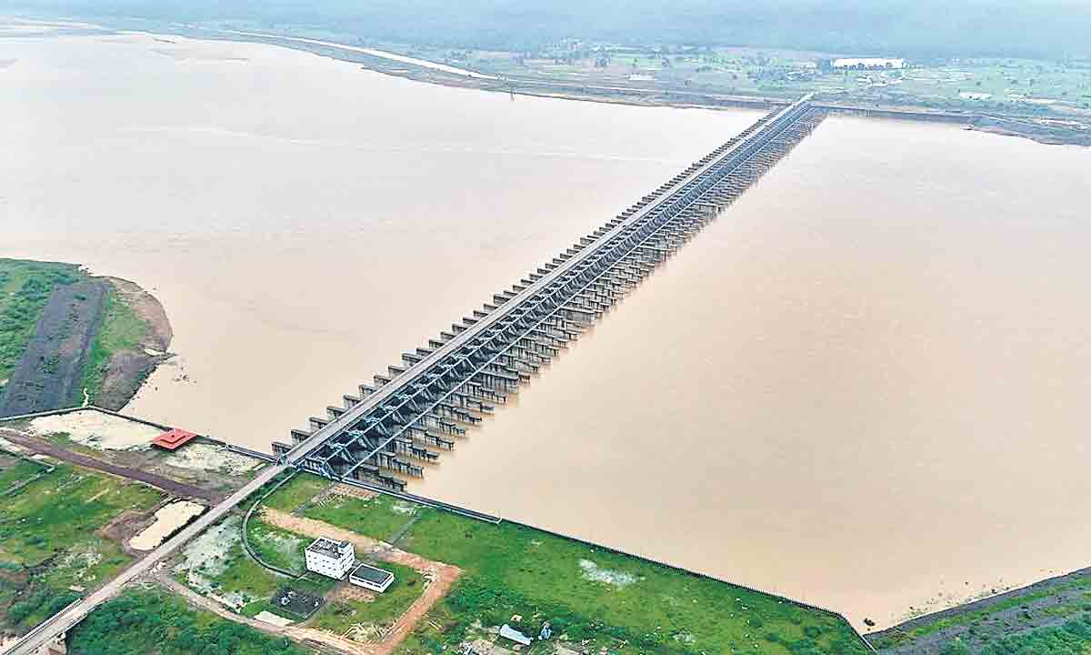 Medigadda | మేడిగడ్డపై ముప్పేట దాడి.. పునరుద్ధరణపై కేంద్ర, రాష్ట్ర ప్రభుత్వాల హైడ్రామా!