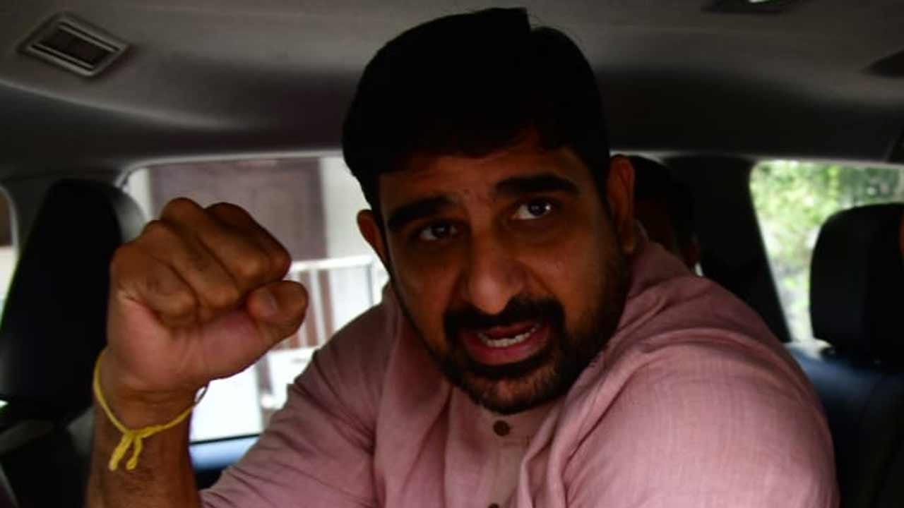 Padi Kaushik Reddy | రేపు హైదరాబాద్‌లో ప్రెస్‌మీట్‌ పెడతా : పాడి కౌశిక్‌ రెడ్డి