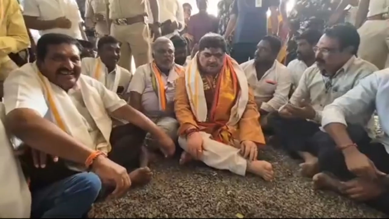 Ponnam Kothakonda1