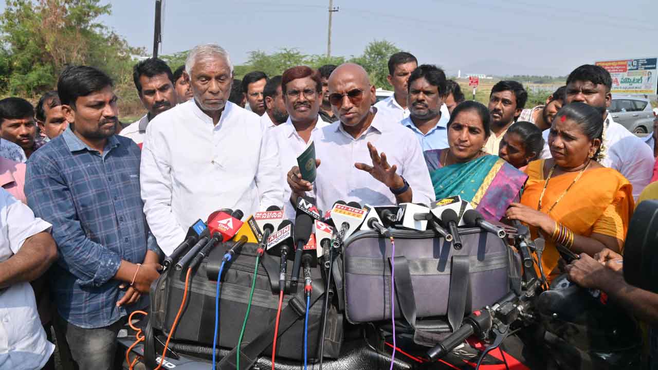 RS Praveen Kumar | అక్కడ రేవంత్‌ రెడ్డి, ఇక్కడ ప్రేమ్‌ సాగర్‌ రావు గుండాయిజం చేస్తున్నారు : ఆర్‌ఎస్‌ ప్రవీణ్‌ కుమార్